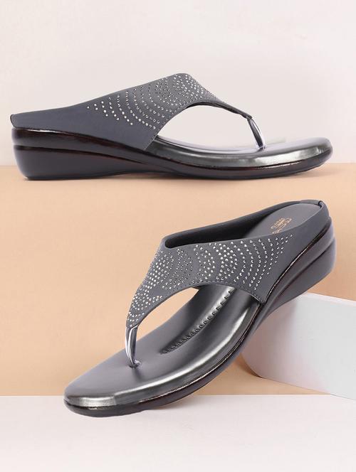 women embelished toe separator sandal - 21676815 - Standard Image - 0