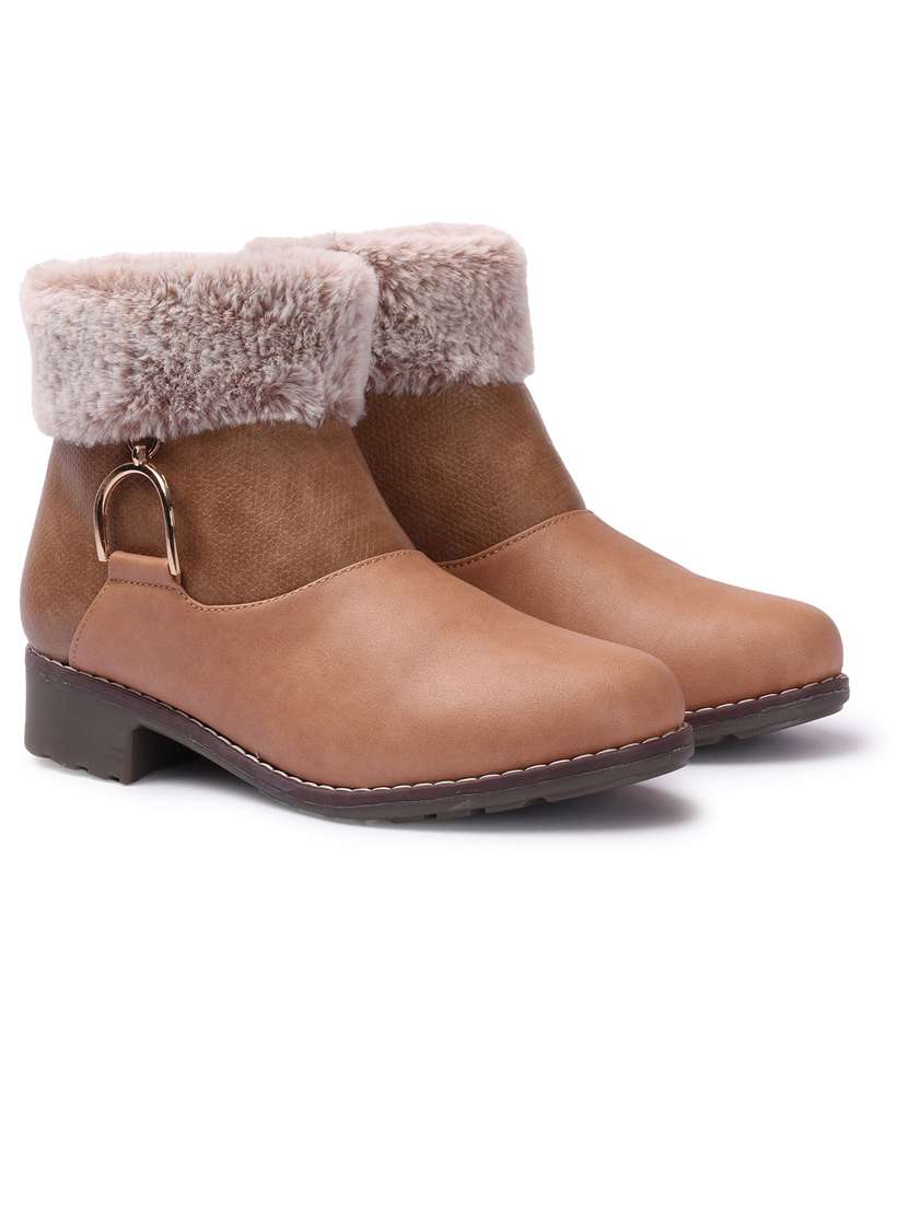 women fur detailed ankle boots