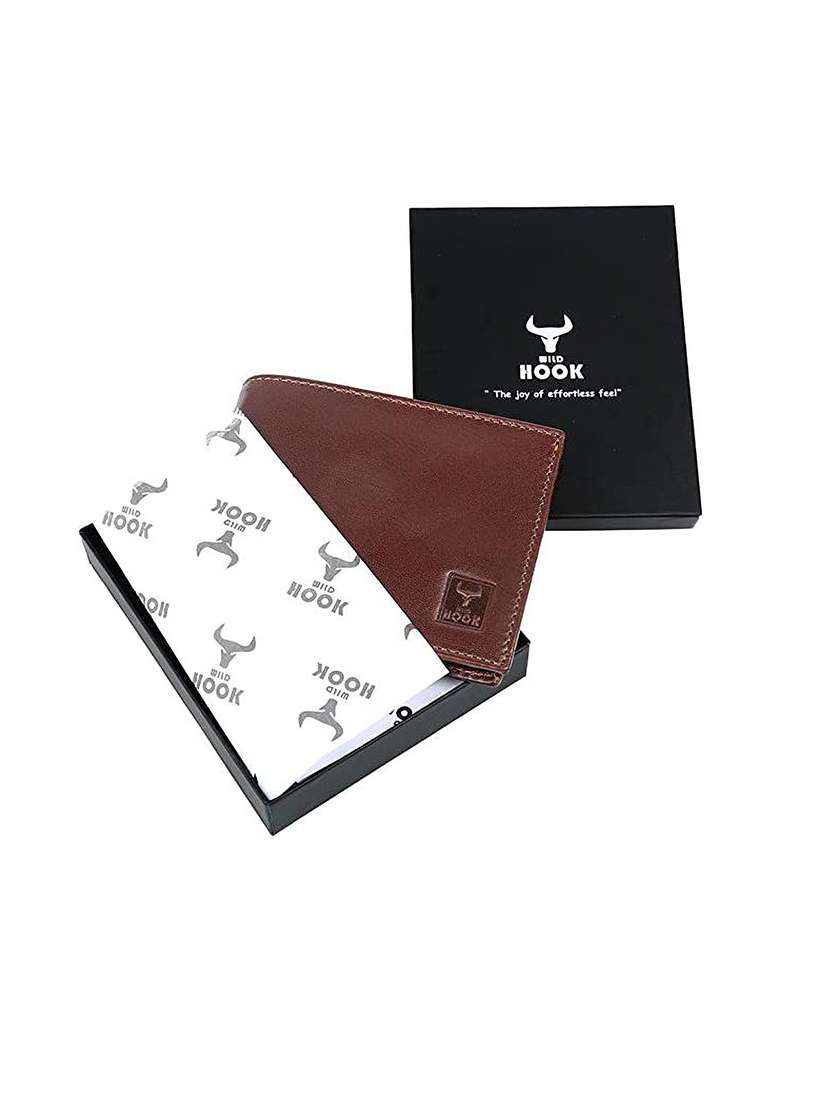 men brown genuine leather wallet - 21677395 -  Standard Image - 2