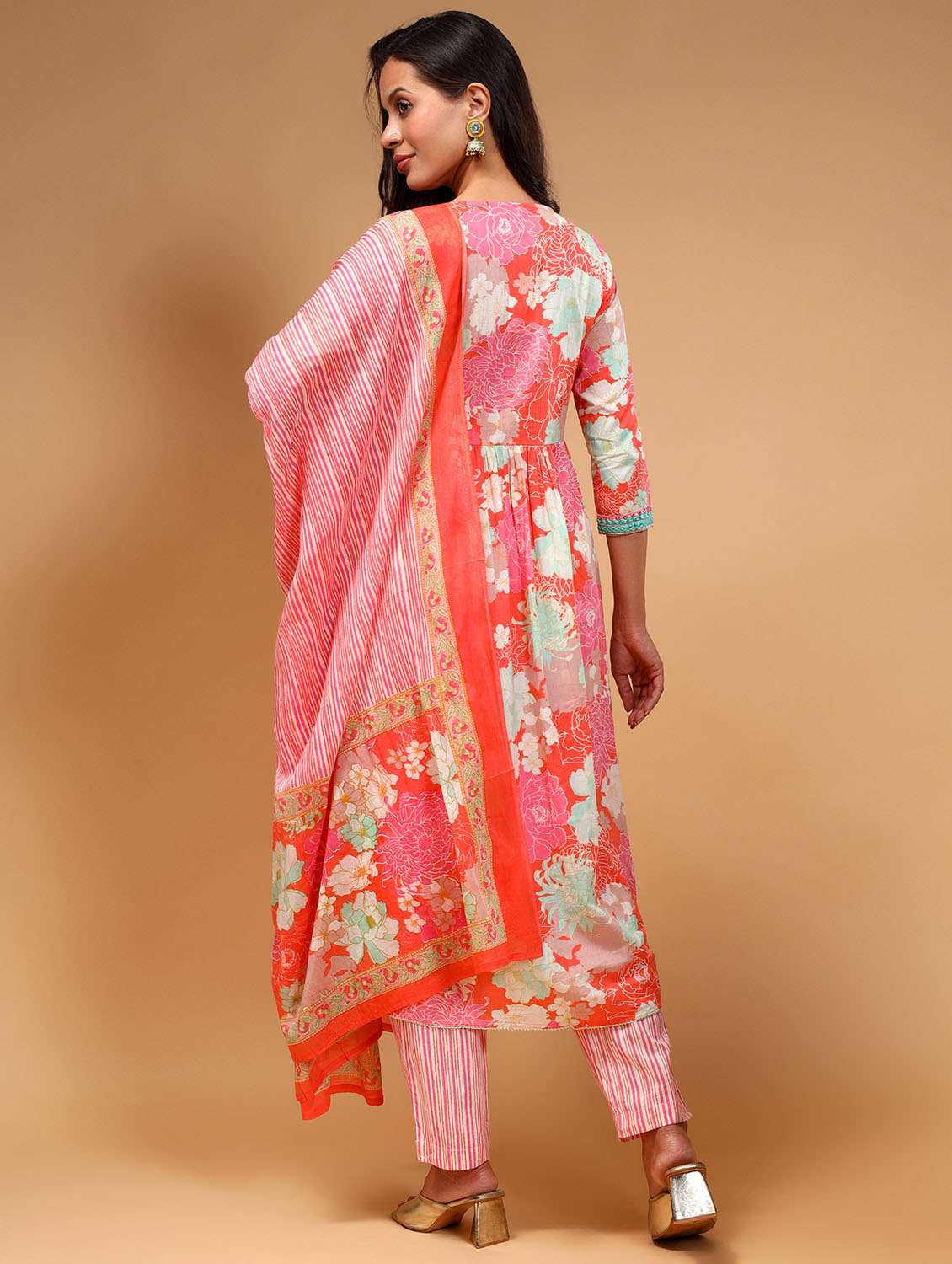 women three quarter sleeve kurta pant with dupatta set - 21678178 -  Standard Image - 2