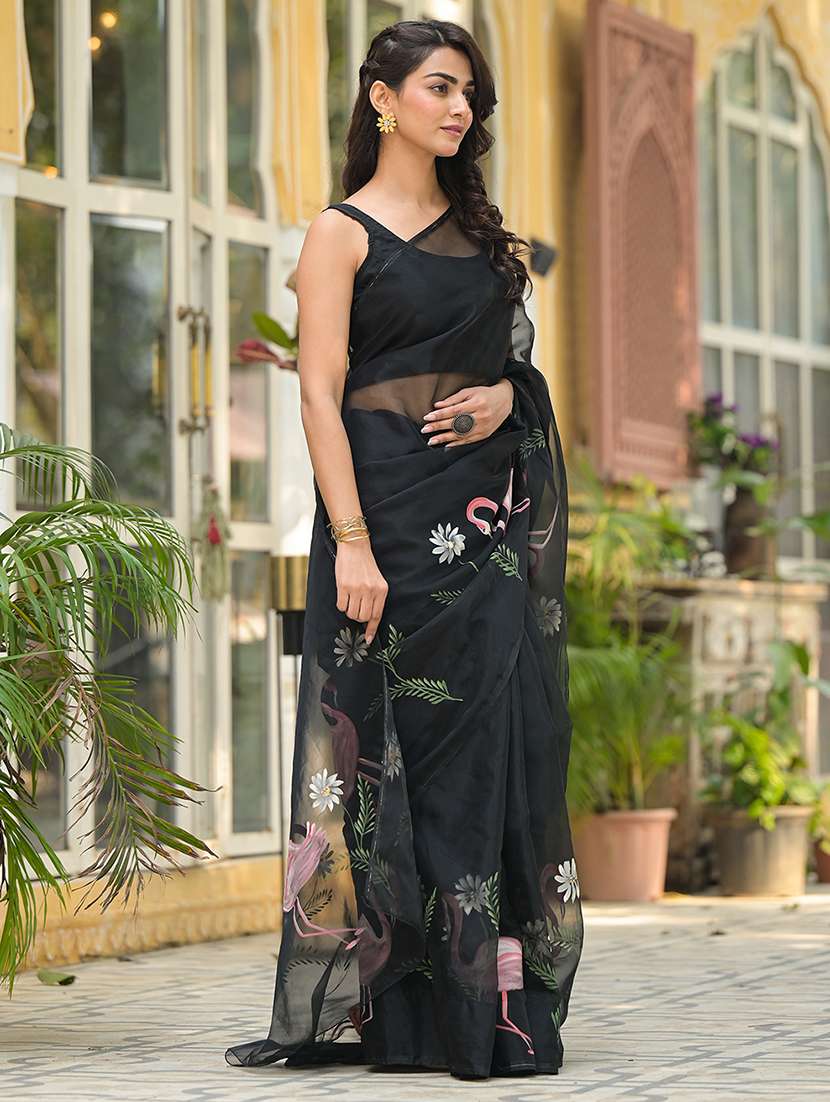 women black floral printed saree - 21678416 -  Standard Image - 2