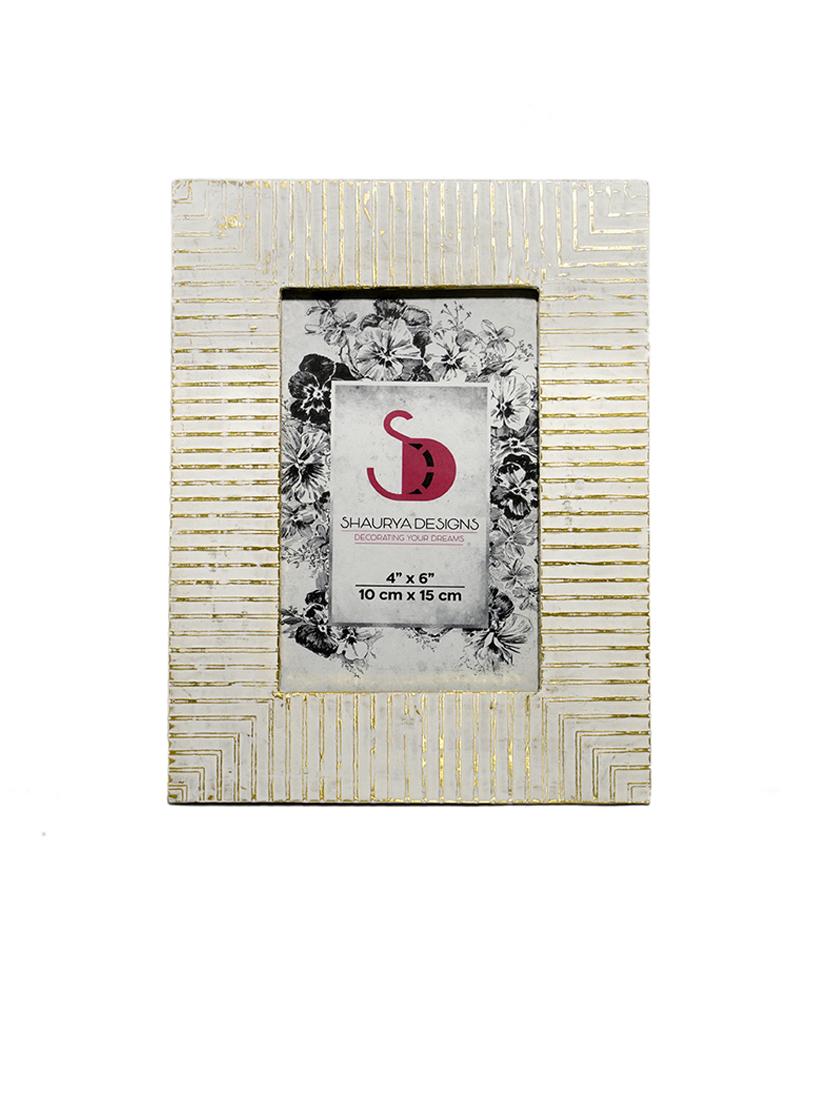 table mounted wood photo frame - 21678506 - Zoom Image - 0