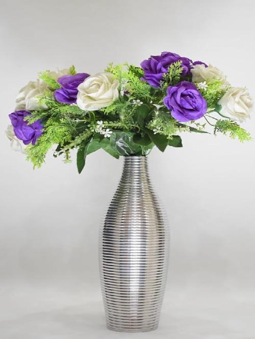 aluminium vase flower pot for corners - 21678548 - Standard Image - 0