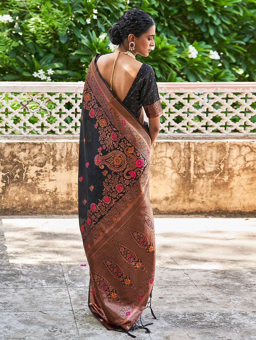 women self design banarasi saree with blouse - 21678720 - Standard Image - 2