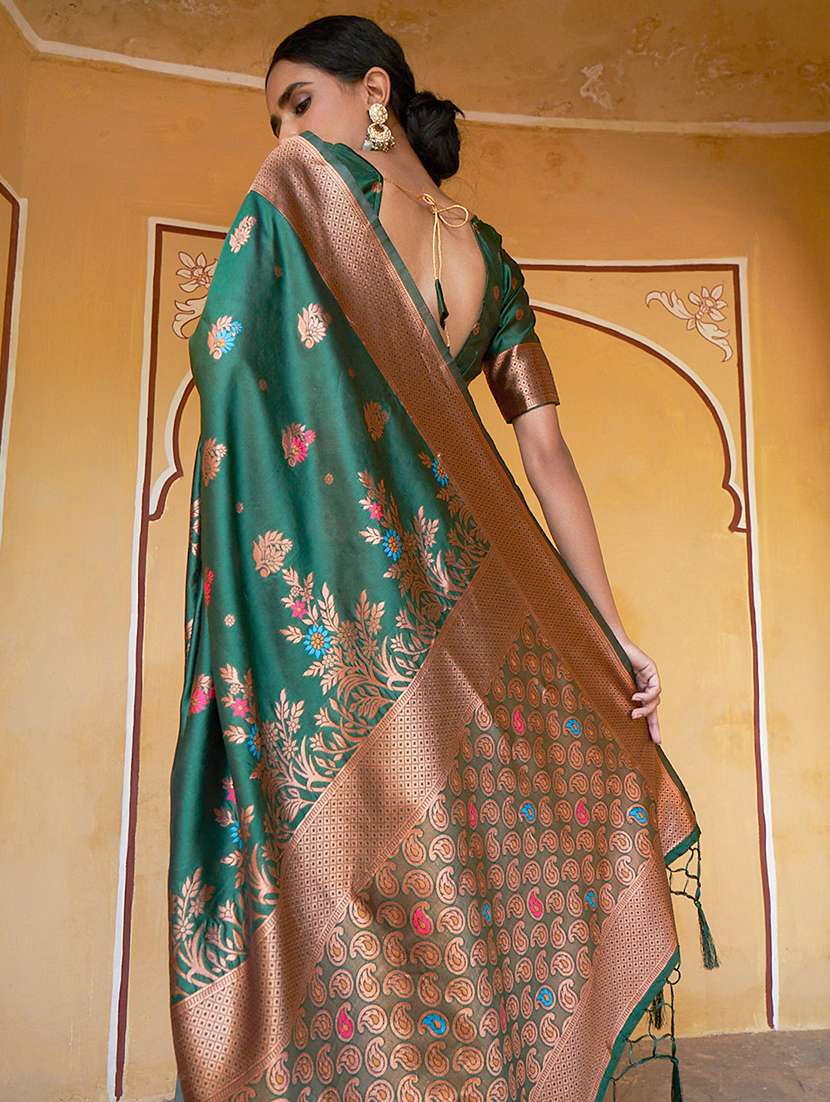 women self design banarasi saree with blouse - 21678723 - Standard Image - 2