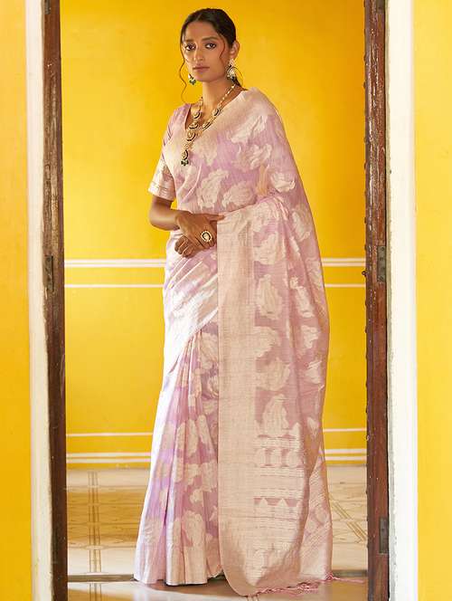 women self design banarasi saree with blouse