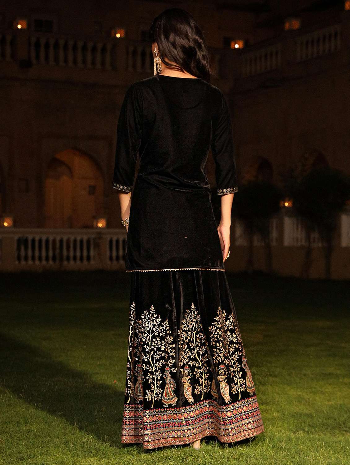 women embroidered round neck kurta skirt set - 21679146 -  Standard Image - 2