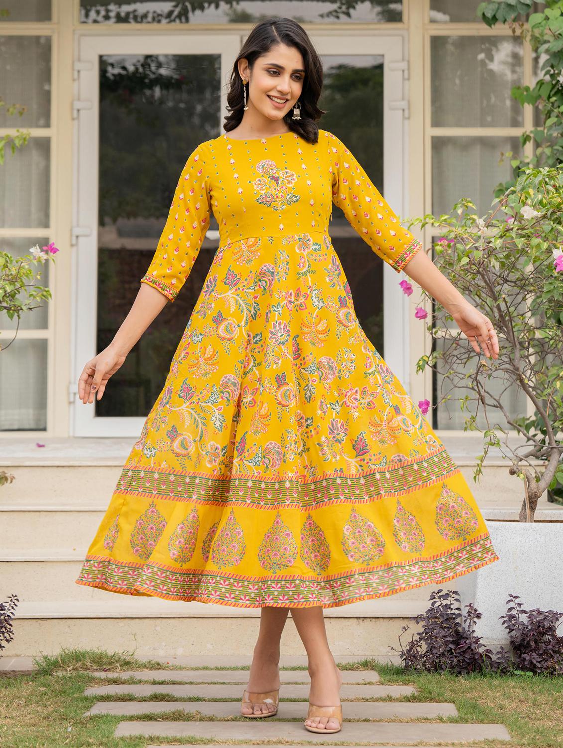 women floral printed boat neck flared dress