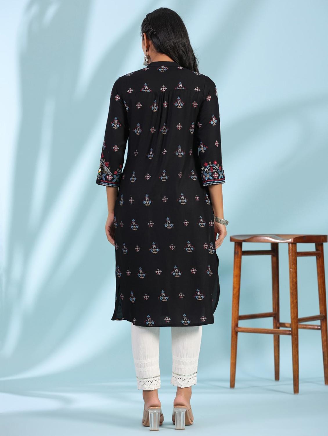 women black printed mandarin neck straight kurta - 21679225 - Standard Image - 2