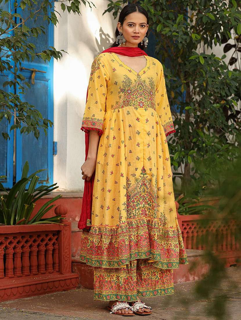 women floral sweetheart neck kurta palazzo set with dupatta - 21679288 -  Standard Image - 2