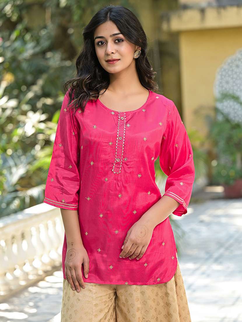 women pink sequin work round neck straight kurti