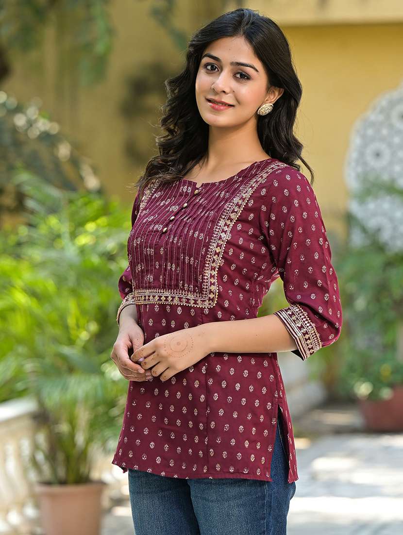 women hand block printed round neck straight kurti - 21679312 -  Standard Image - 2