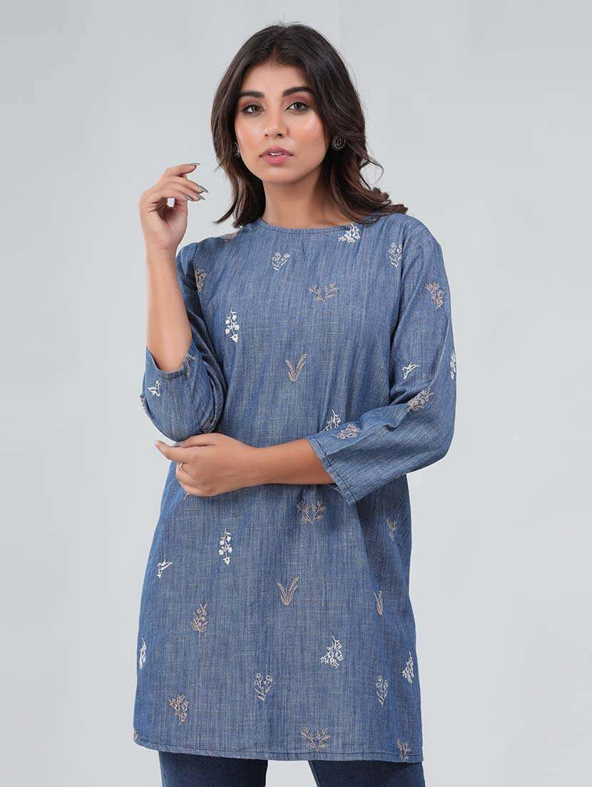 women crew neck printed straight tunic - 21680321 - Zoom Image - 0