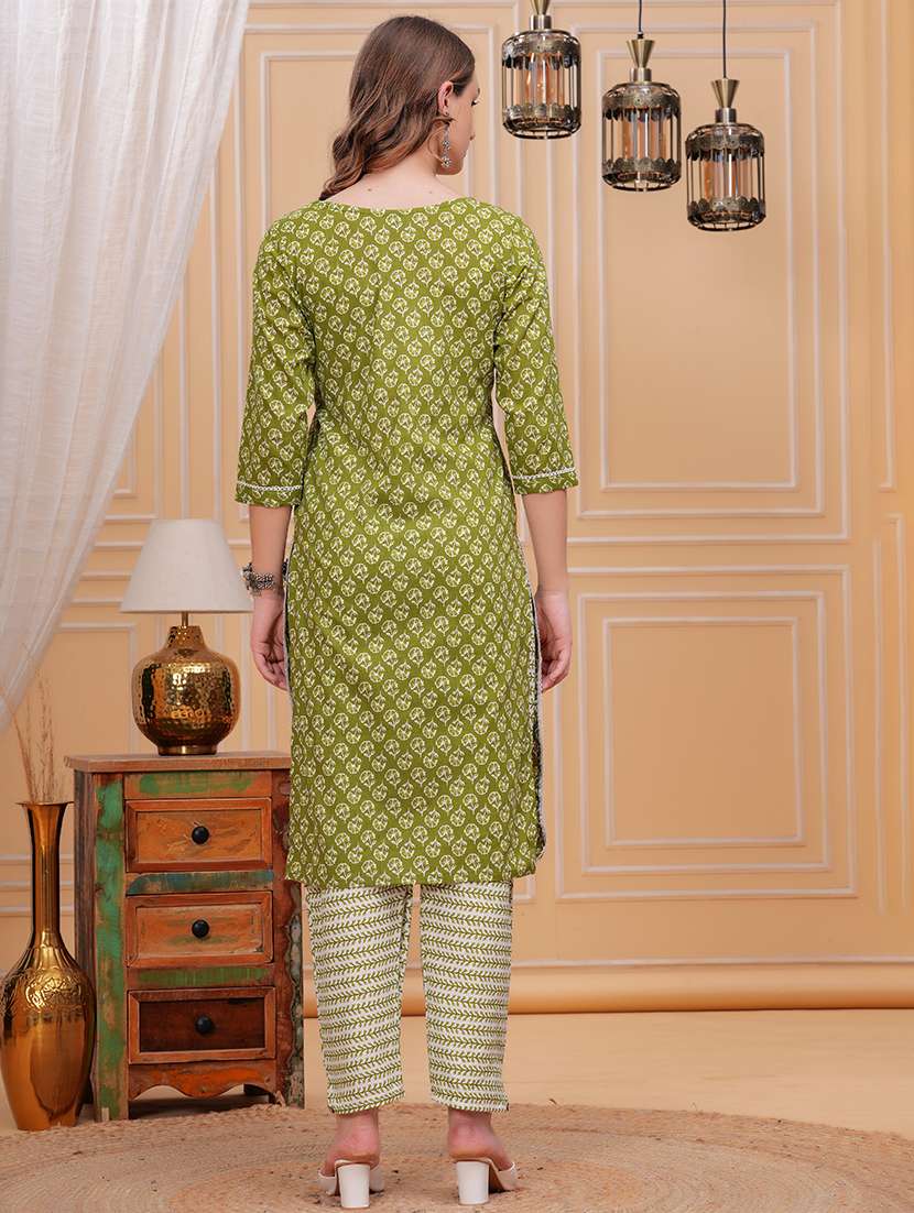 women floral kurta pant set with dupatta - 21680435 - Standard Image - 2