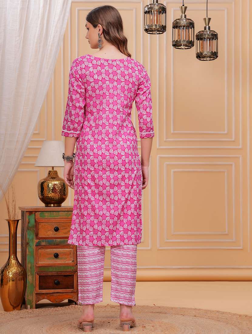 women printed kurta pant set with dupatta - 21680436 - Standard Image - 2