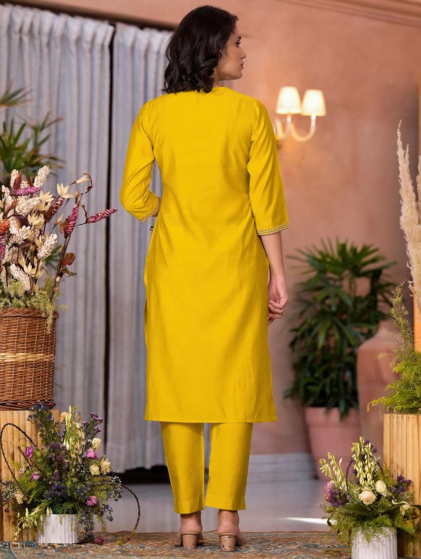 women embroidered kurta pant set with duaptta - 21680509 - Standard Image - 2