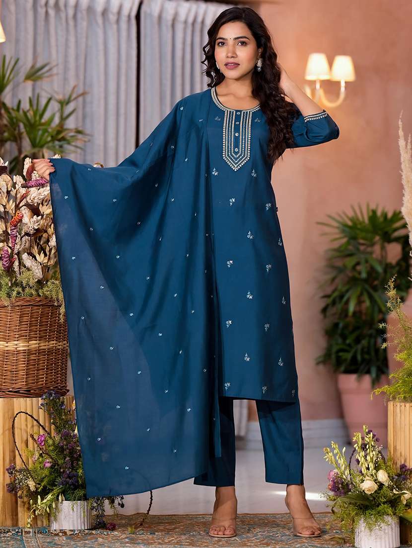 women embroidered kurta pant set with duaptta