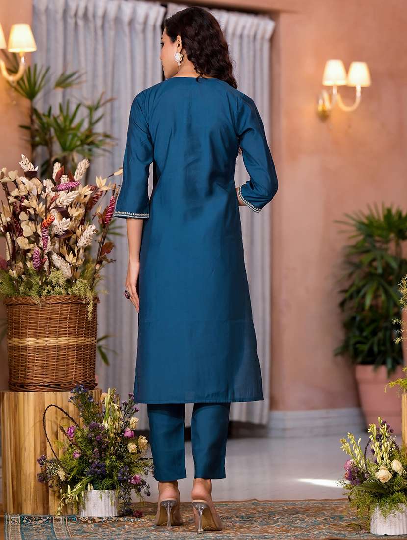 women embroidered kurta pant set with duaptta - 21680513 -  Standard Image - 2