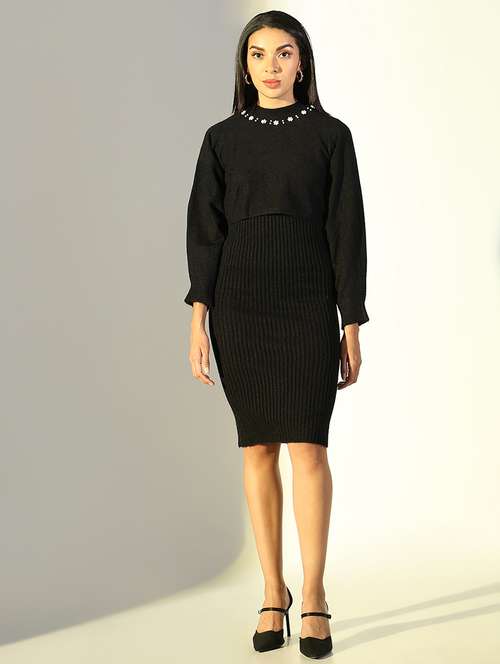 women solid winter wear dress with pullover - 21682039 -  Standard Image - 0