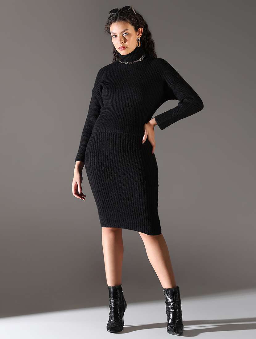 women solid winter wear dress with pullover - 21682117 - Zoom Image - 0