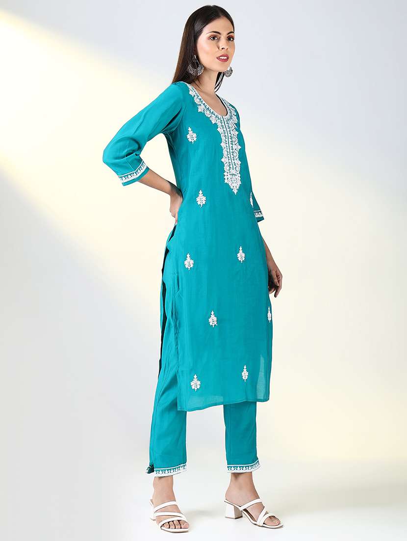 women embroidered kurta pant set with dupatta - 21682166 -  Standard Image - 2