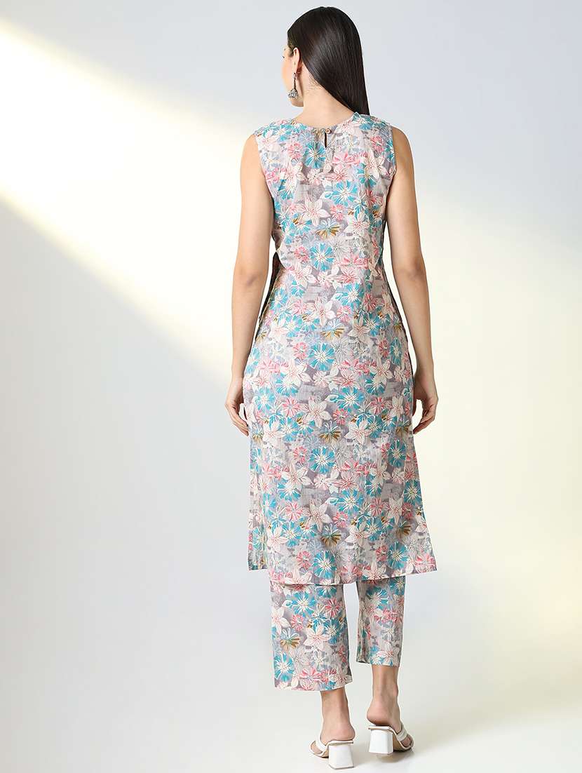 women floral printed round neck kurta pant set - 21682195 -  Standard Image - 2