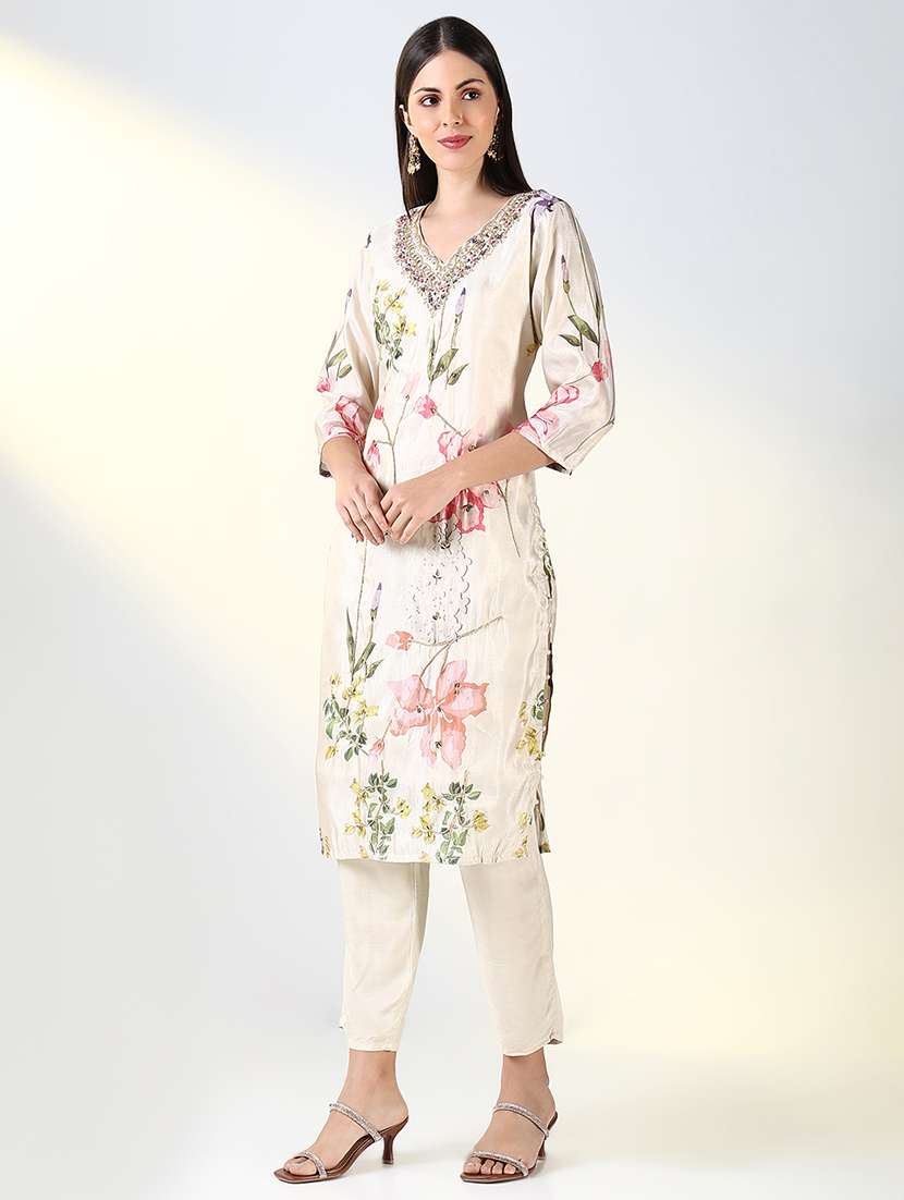 women floral printed kurta pant set with dupatta - 21682204 -  Standard Image - 2