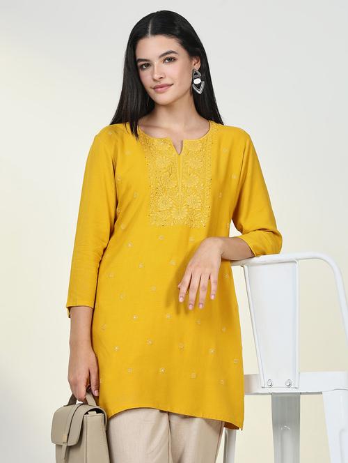 women embroidered notch neck straight kurti - 21682206 - Standard Image - 0