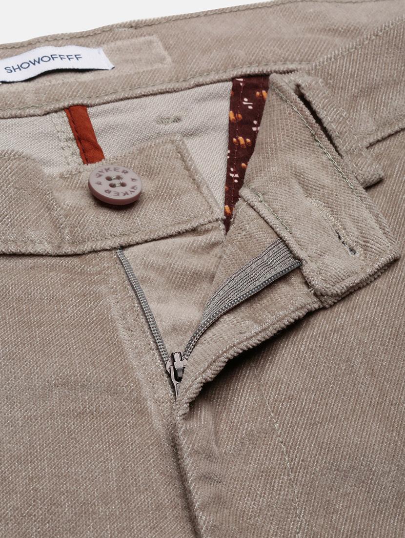 men low rise solid chinos - 21682450 - Standard Image - 7