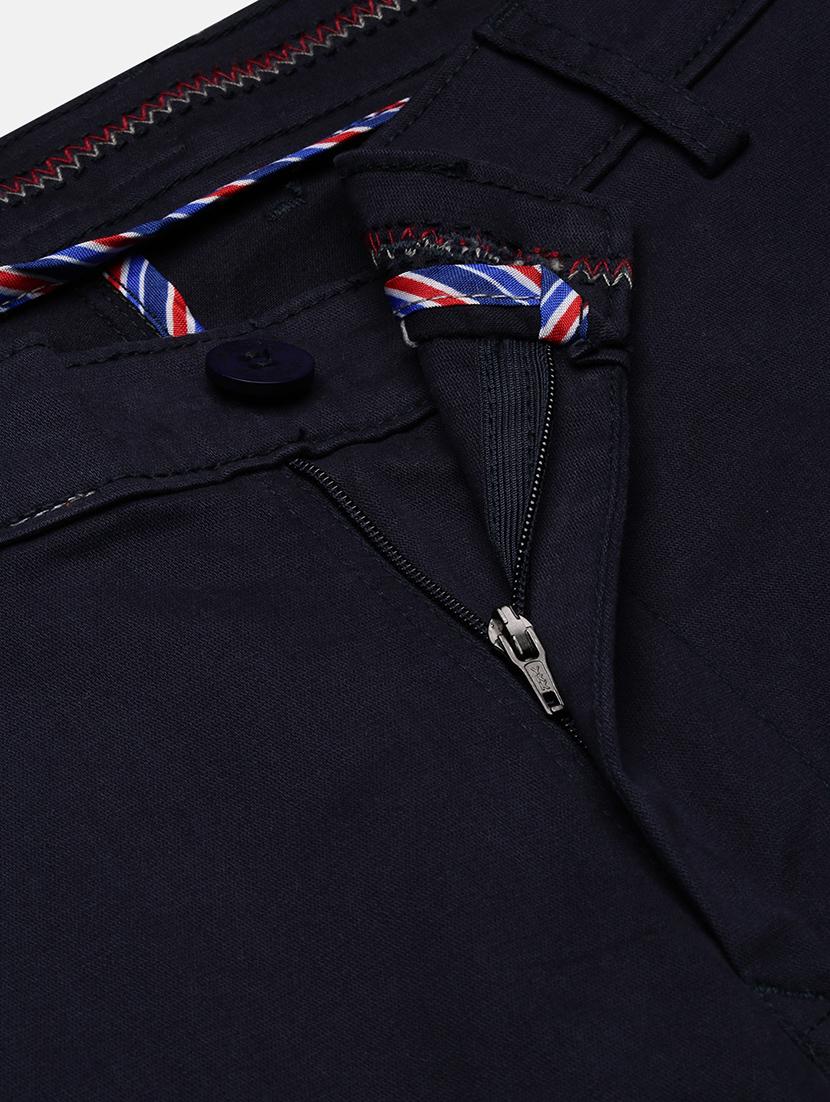 men low rise solid chinos - 21682458 - Standard Image - 7