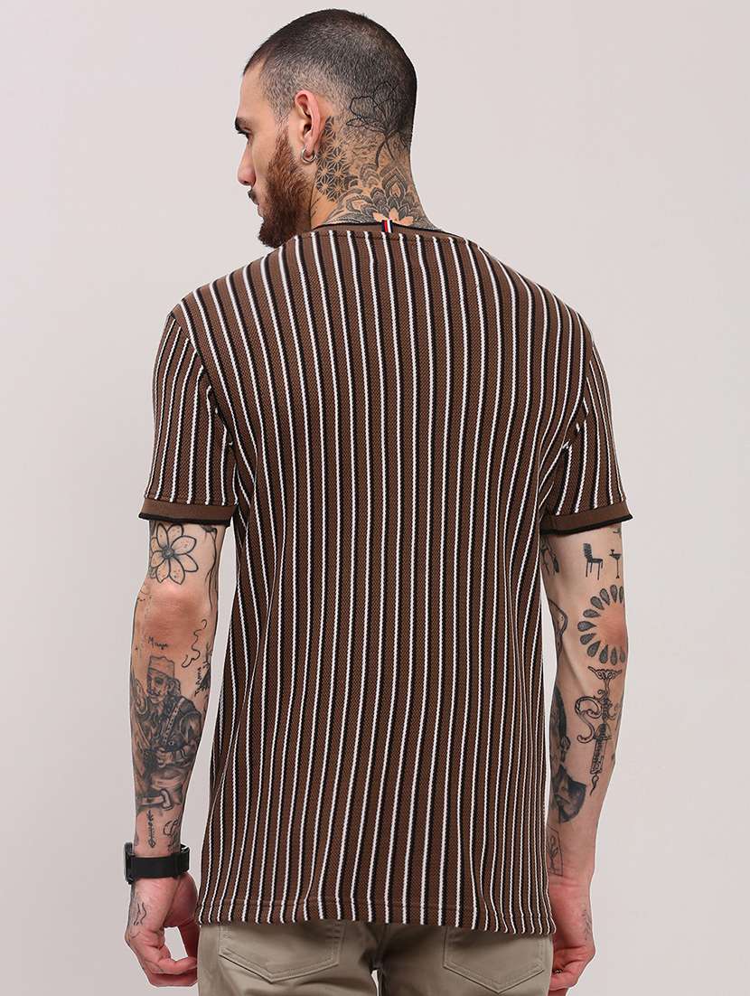 men short sleeves striped t-shirt - 21682485 - Standard Image - 2