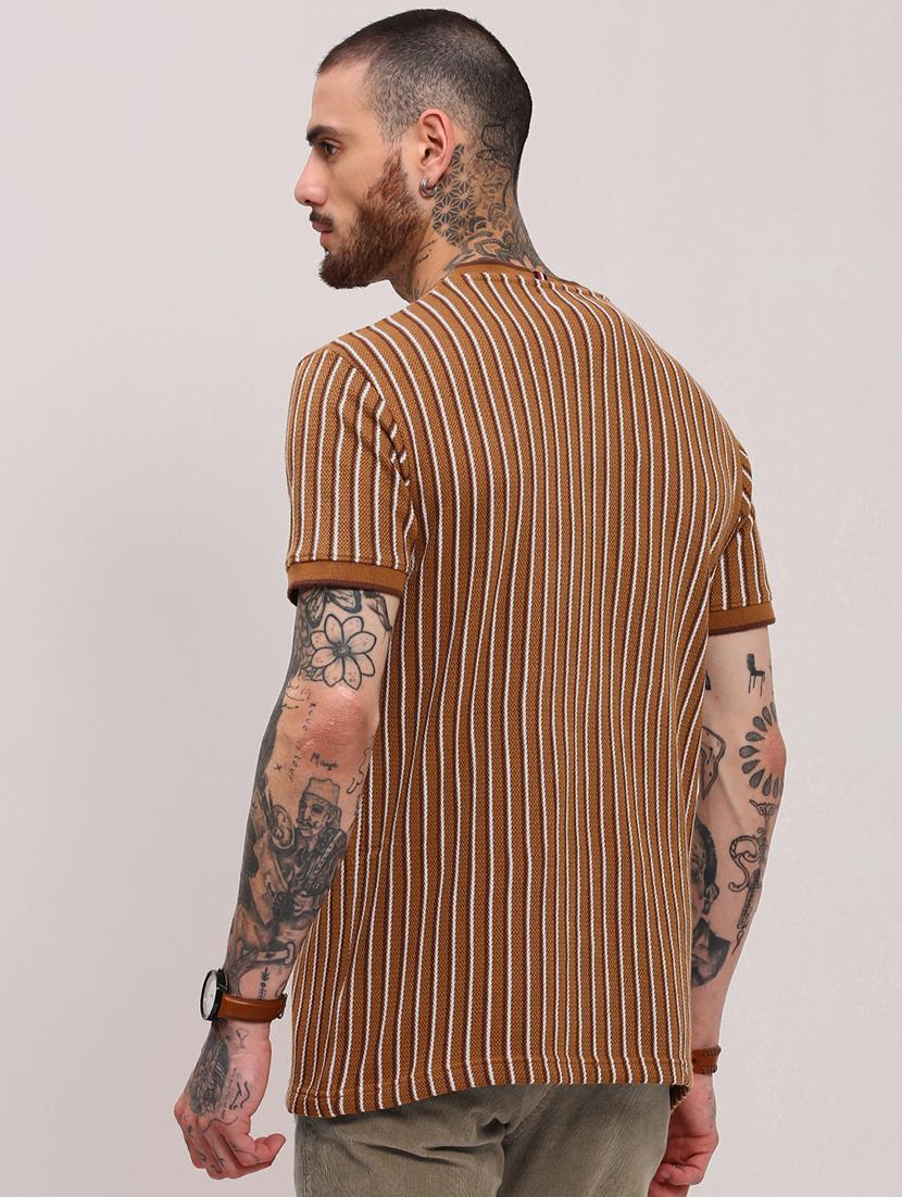 men short sleeves striped t-shirt - 21682486 - Standard Image - 2