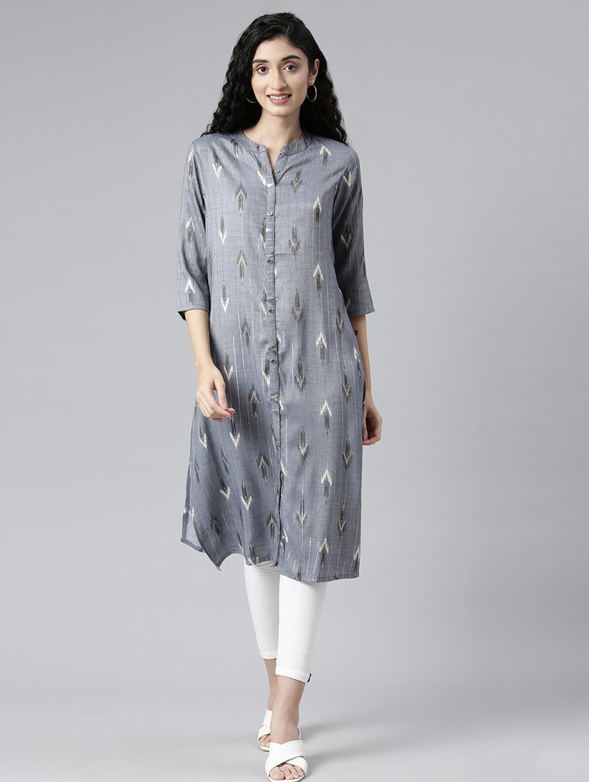 women self design three quarter sleeve straight kurta - 21682799 -  Zoom Image - 0