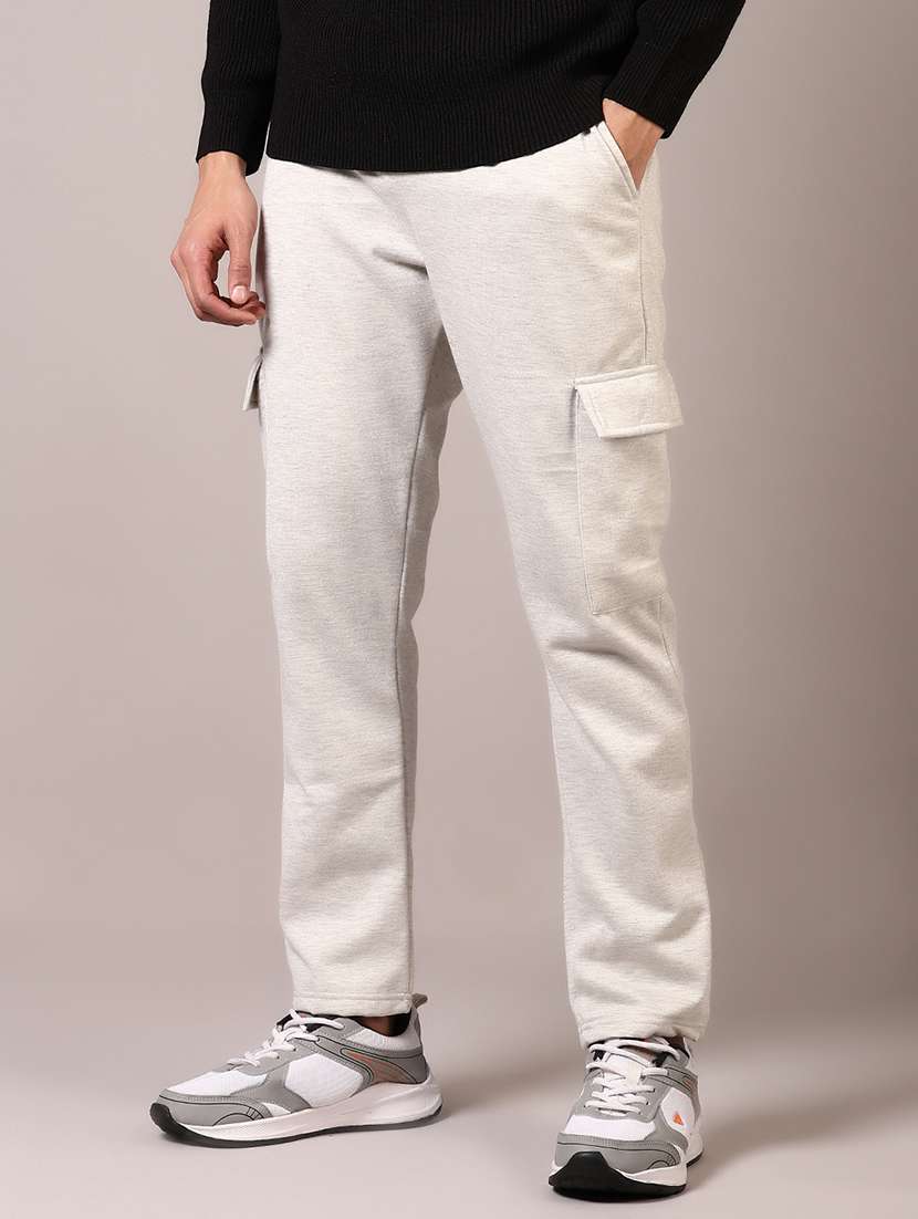 men solid mid rise regular fit cargo