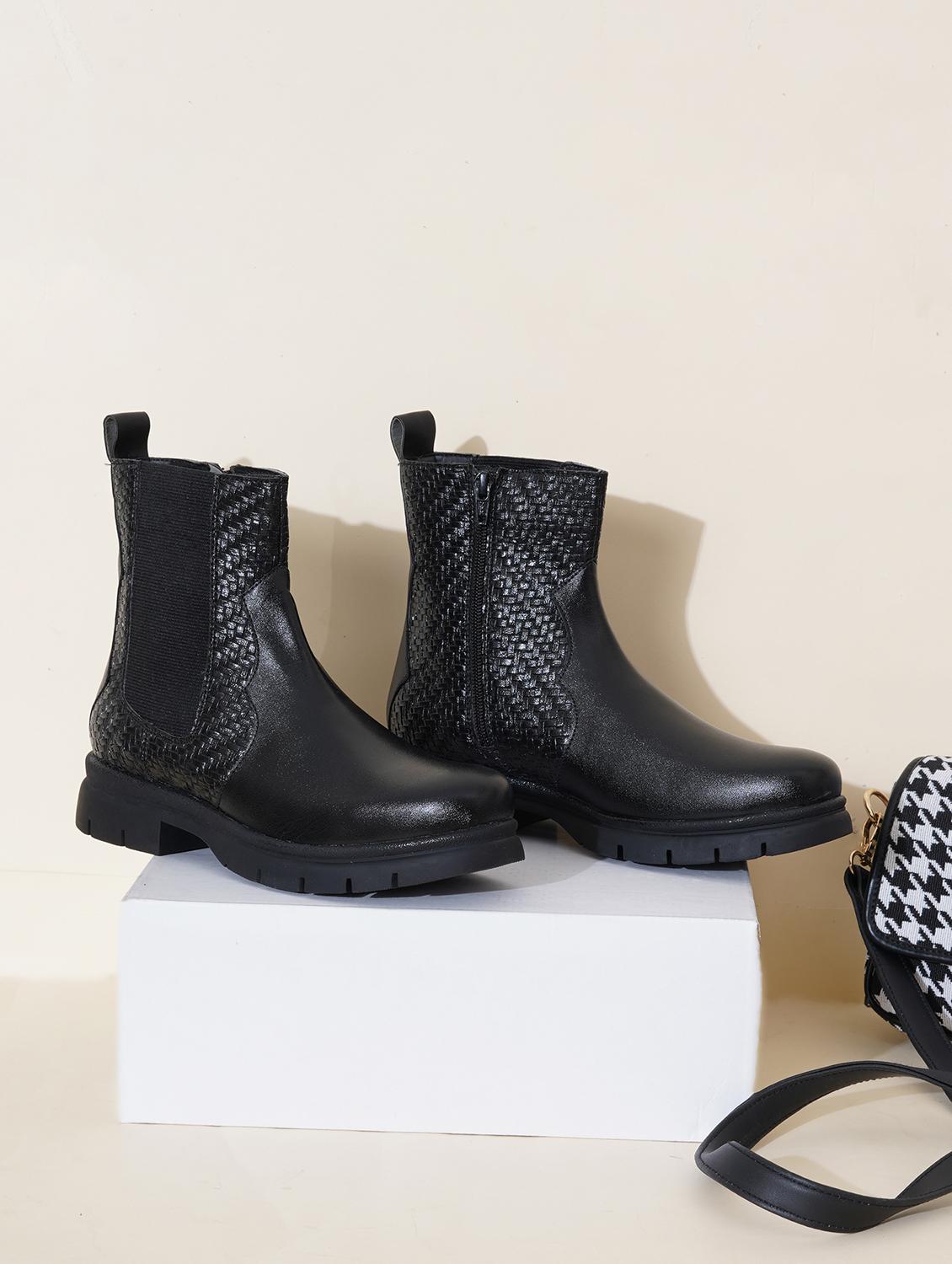 women black ankle length boot - 21683583 - Zoom Image - 0