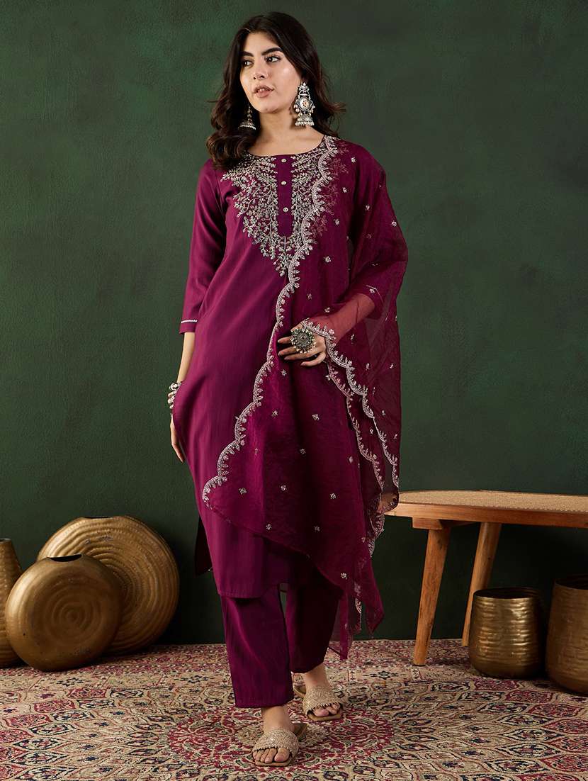 women three quarter sleeve kurta pant with dupatta set