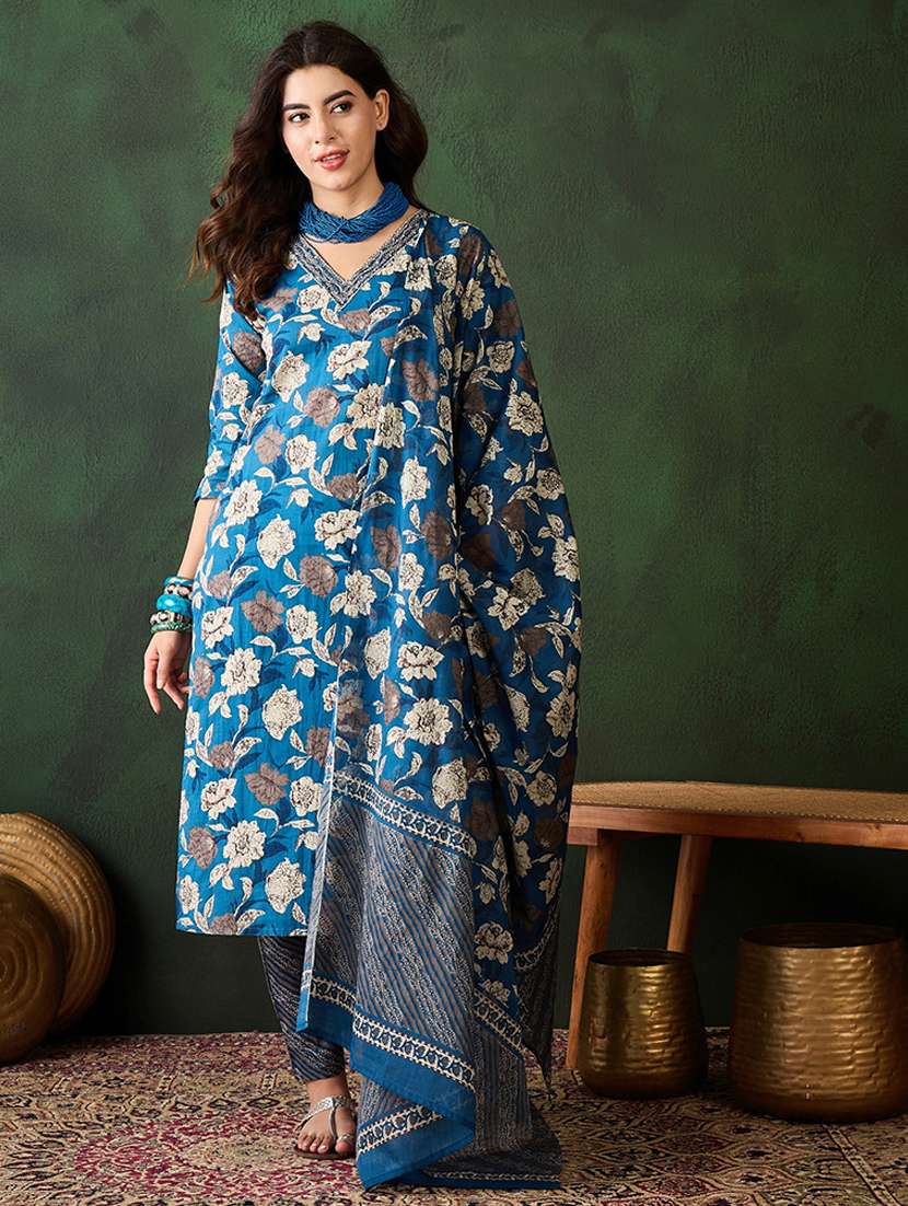 women three quarter sleeve kurta pant with dupatta set