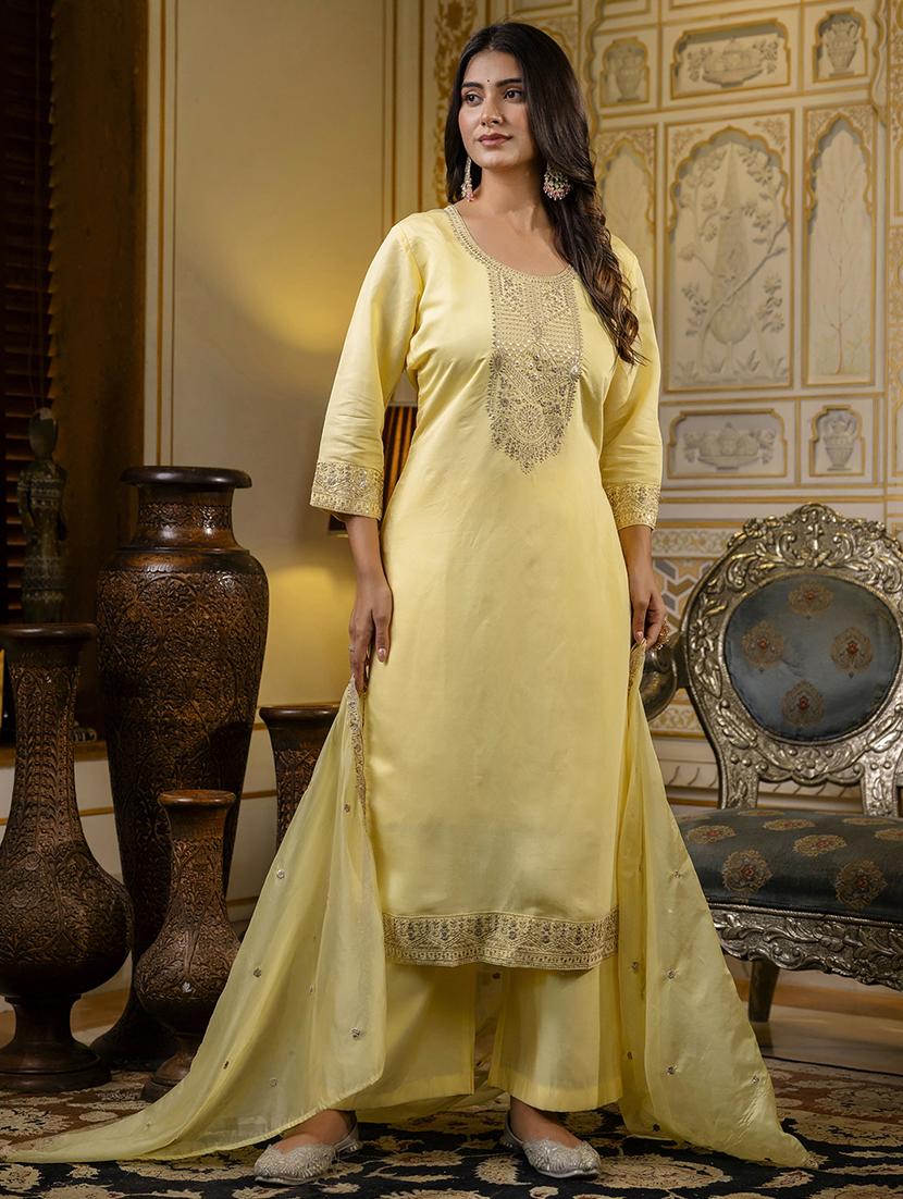 women three quarter sleeve kurta palazzo with dupatta set - 21684171 - Standard Image - 2