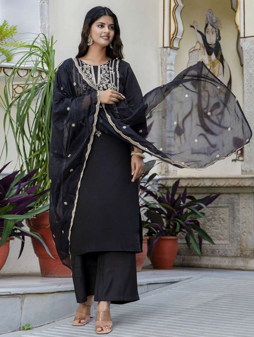 women three quarter sleeve kurta pant with dupatta set - 21684179 -  Standard Image - 2