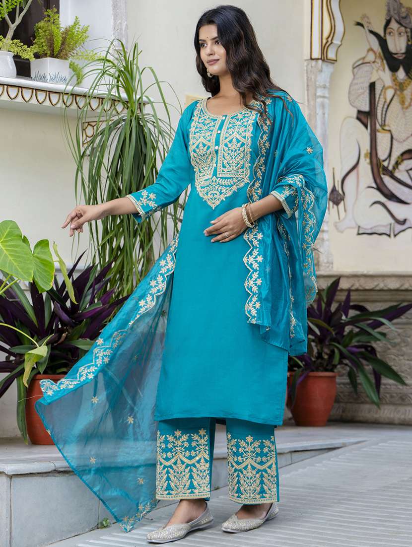 women three quarter sleeve kurta palazzo with dupatta set - 21684189 -  Standard Image - 2