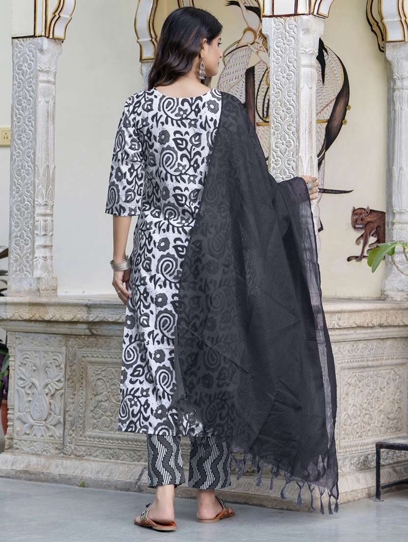 women three quarter sleeve kurta pant with dupatta set - 21684209 -  Standard Image - 2