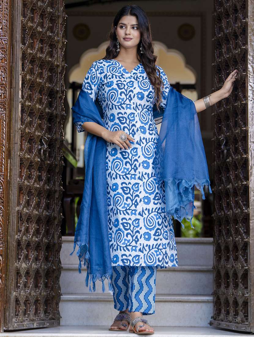 women three quarter sleeve kurta pant with dupatta set
