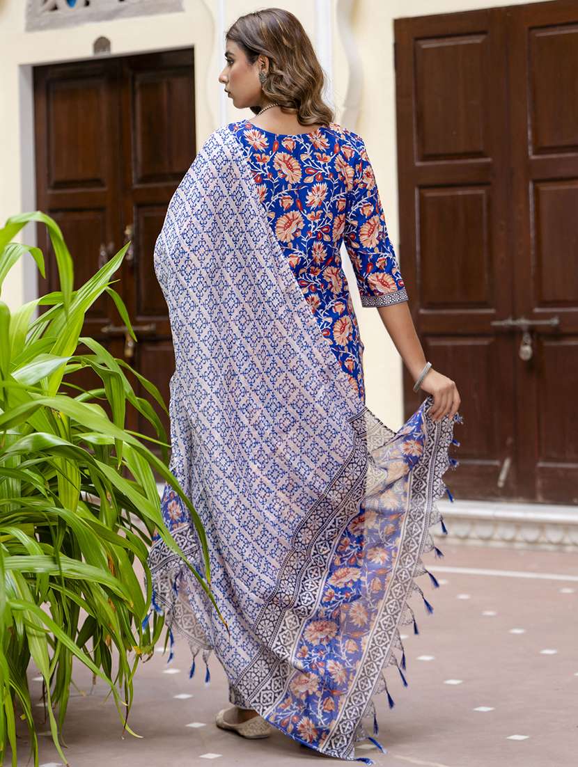 women printed kurta pant set with dupatta - 21684216 - Standard Image - 2