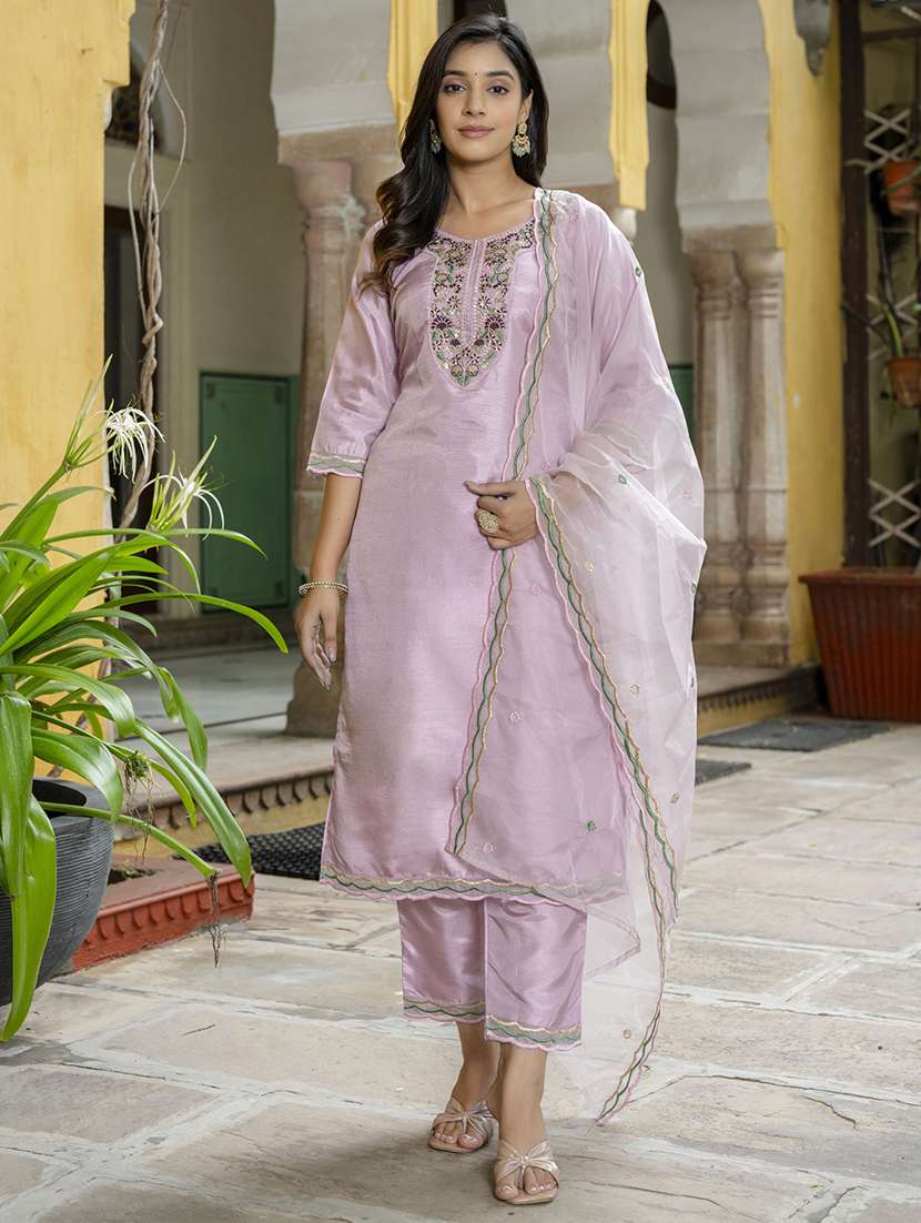 women three quarter sleeve kurta pant with dupatta set