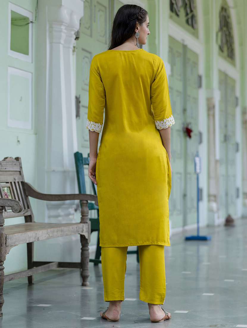 women three quarter sleeve kurta pant with dupatta set - 21684250 -  Standard Image - 2