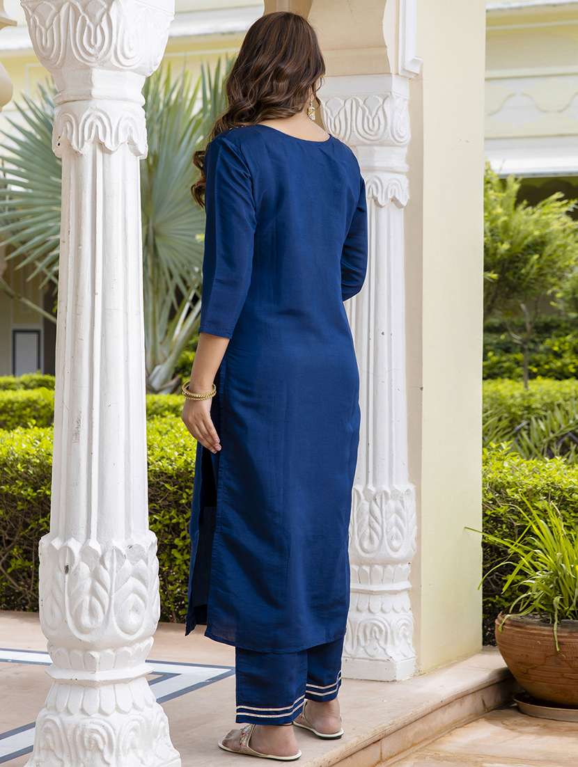 women three quarter sleeve kurta pant with dupatta set - 21684361 - Standard Image - 2