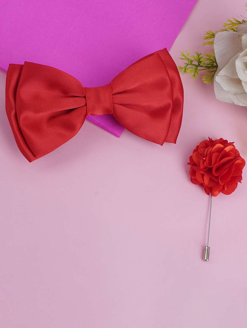 men elegant accessory set of bow tie & lapel pin combo