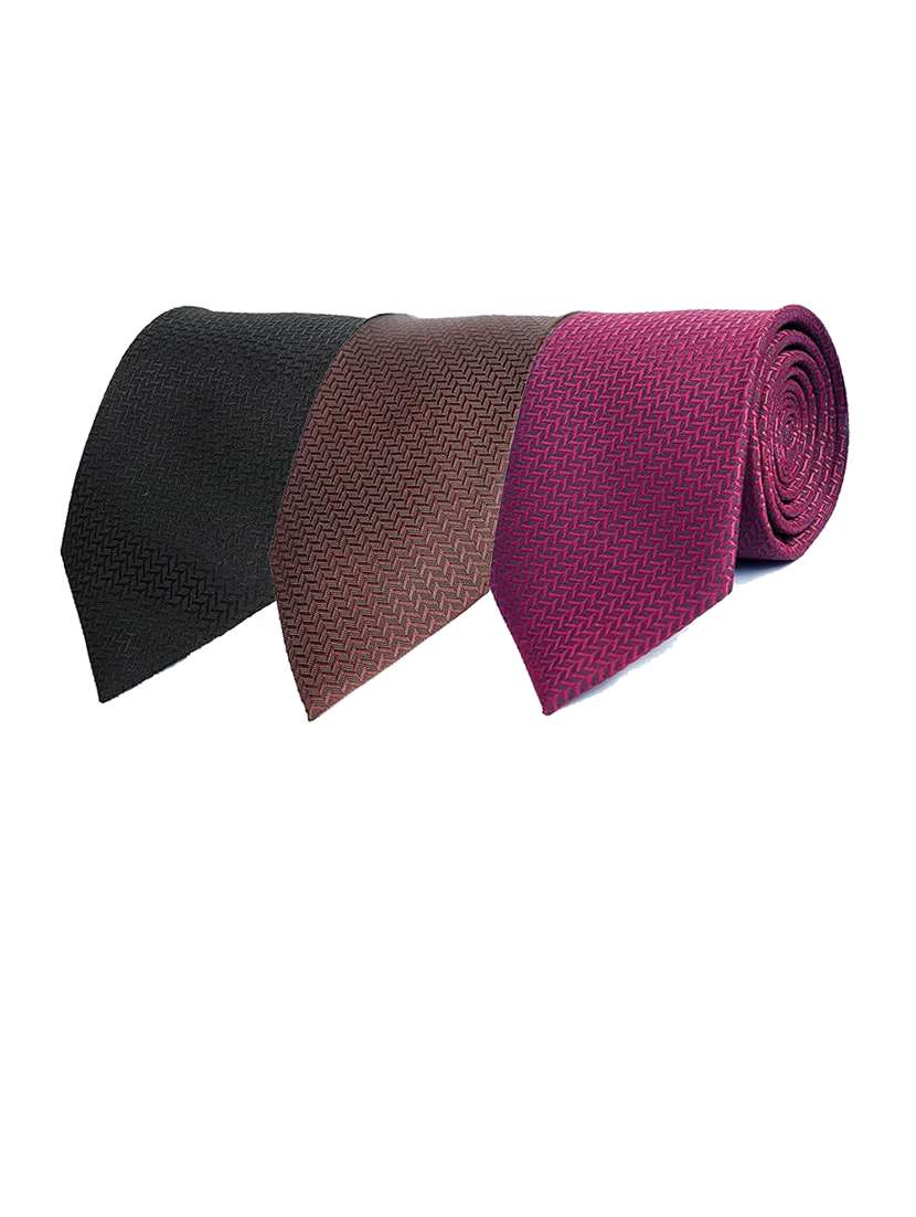 men elegant combo of self-textured ties