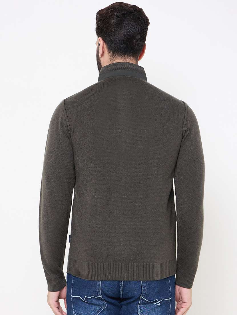 men long sleeves typographic pullover - 21686354 - Standard Image - 2