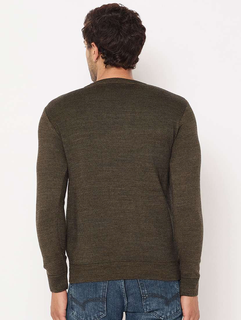 men long sleeves typographic pullover - 21686355 - Standard Image - 2